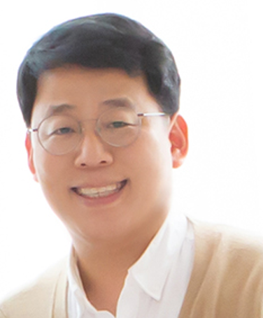 hlee_pic.png